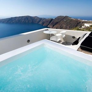 Honeymoon Suite